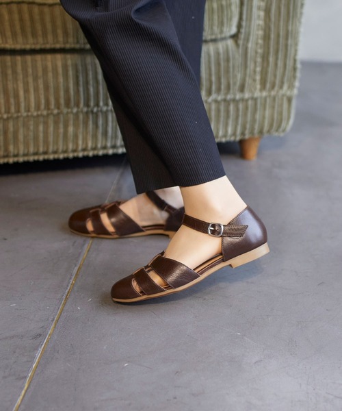 ing（イング）の「【WEB限定】セパレートストラップパンプス（サンダル・レディース・ホワイト/シルバー/ブラック/ダークブラウン・22.5cm/23cm/23.5cm/24.5cm/24cm）」の21枚目の写真