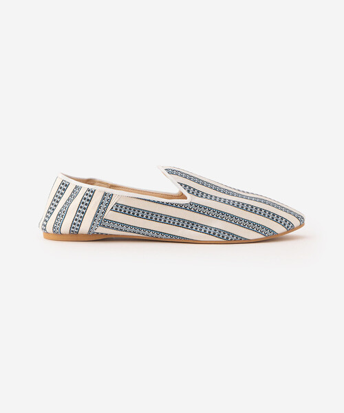 Bshop（ビショップ）の「LIWAN | サテンバブーシュ WOMEN
