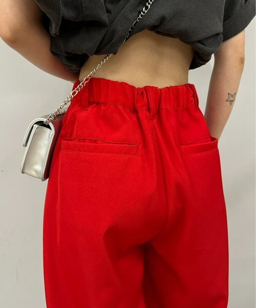 WHO'S WHO gallery（フーズフーギャラリー）の「ストレートスラックス（スラックス・レディース・チャコールグレー/ブラック/レッド/オフホワイト/ピンク・FREE）」の12枚目の写真