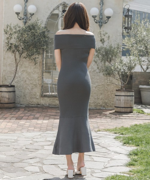 Julia Boutique(ジュリアブティック)の「デコルテオープンノースリーブマーメイドニットワンピース/23062(ワンピース・レディース・グレイッシュブルー/ピンク/グレー系・ONE)」の9枚目の写真