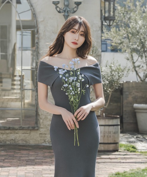 Julia Boutique(ジュリアブティック)の「デコルテオープンノースリーブマーメイドニットワンピース/23062(ワンピース・レディース・グレイッシュブルー/ピンク/グレー系・ONE)」の11枚目の写真