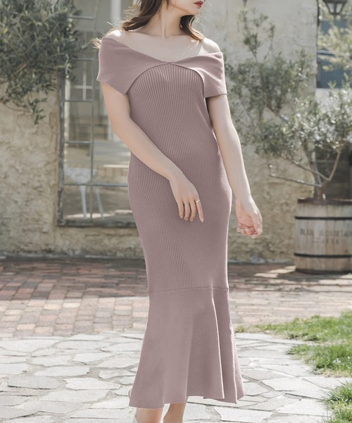 Julia Boutique(ジュリアブティック)の「デコルテオープンノースリーブマーメイドニットワンピース/23062(ワンピース・レディース・グレイッシュブルー/ピンク/グレー系・ONE)」の13枚目の写真