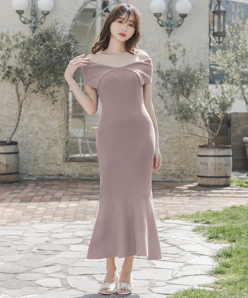 Julia Boutique(ジュリアブティック)の「デコルテオープンノースリーブマーメイドニットワンピース/23062(ワンピース・レディース・グレイッシュブルー/ピンク/グレー系・ONE)」の5枚目の写真