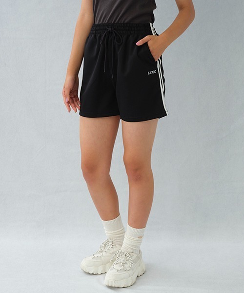 LOVETOXIC（ラブトキシック）の「【LTXC】接触冷感ラインショートパンツ（その他パンツ・キッズ・ブラック/サックスブルー/オフホワイト・M/L/S/SS）」の2枚目の写真