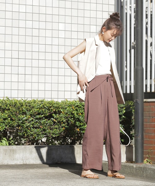 N.（N. Natural Beauty Basic）（エヌエヌナチュラルビューティーベーシック）の「◆麻調イージーパンツ（スラックス・レディース・オレンジ/モカ/ブルー・MEDIUM）」の8枚目の写真