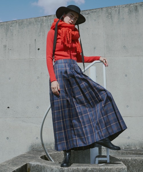 Libra Cue（リブラ キュー）の「プリーツロングスカート（スカート