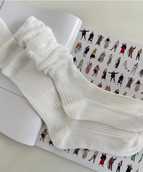 VIBGYOR(ヴィブジョー)の「【LAMPOON】ルーズソックス(ソックス/靴下・レディース・ホワイト/ブラック/グレー/ピンク/ブルー・FREE)」の7枚目の写真