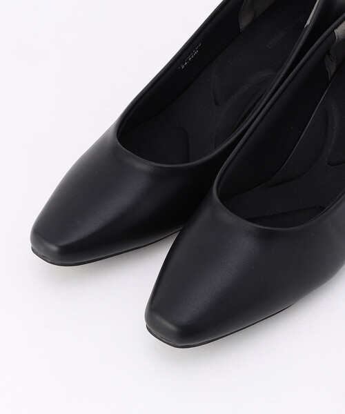 COMME CA ISM（コムサイズム）の「スクエアトゥブラックパンプス（パンプス・レディース・ブラック・24.5cm/23.5cm/22.5cm）」の4枚目の写真