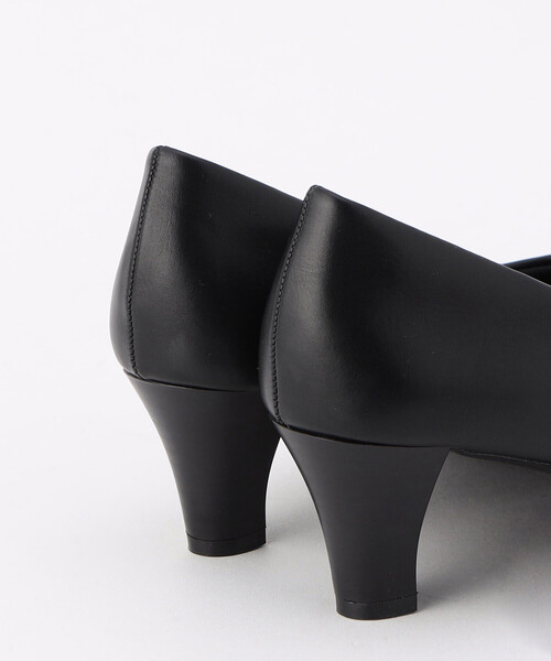COMME CA ISM（コムサイズム）の「スクエアトゥブラックパンプス（パンプス・レディース・ブラック・24.5cm/23.5cm/22.5cm）」の5枚目の写真