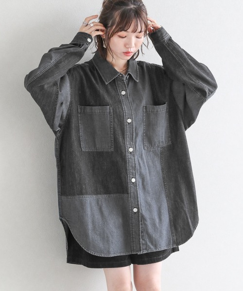 RAGEBLUE（レイジブルー）の「キリカエBIGデニムシャツ（シャツ/ブラウス・レディース・ブラック/ブルー・FREE）」の2枚目の写真