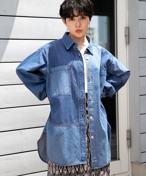 RAGEBLUE（レイジブルー）の「キリカエBIGデニムシャツ（シャツ/ブラウス・レディース・ブラック/ブルー・FREE）」の10枚目の写真