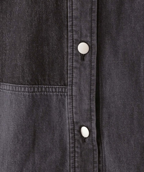 RAGEBLUE（レイジブルー）の「キリカエBIGデニムシャツ（シャツ/ブラウス・レディース・ブラック/ブルー・FREE）」の17枚目の写真
