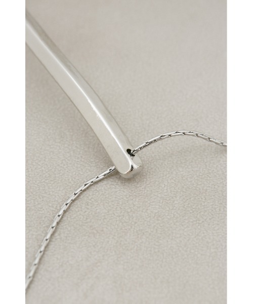 AZUL by moussy（アズールバイマウジー）の「スクエアメタルバーコンビネックレス（ネックレス・レディース・シルバー/ゴールド系その他・FREE）」の4枚目の写真