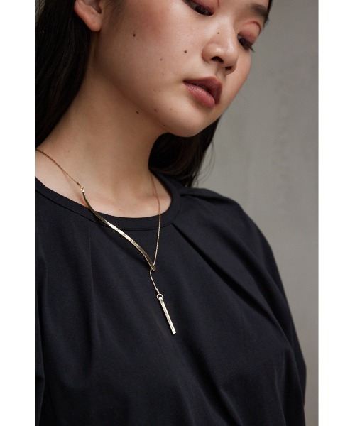 AZUL by moussy（アズールバイマウジー）の「スクエアメタルバーコンビネックレス（ネックレス・レディース・シルバー/ゴールド系その他・FREE）」の13枚目の写真
