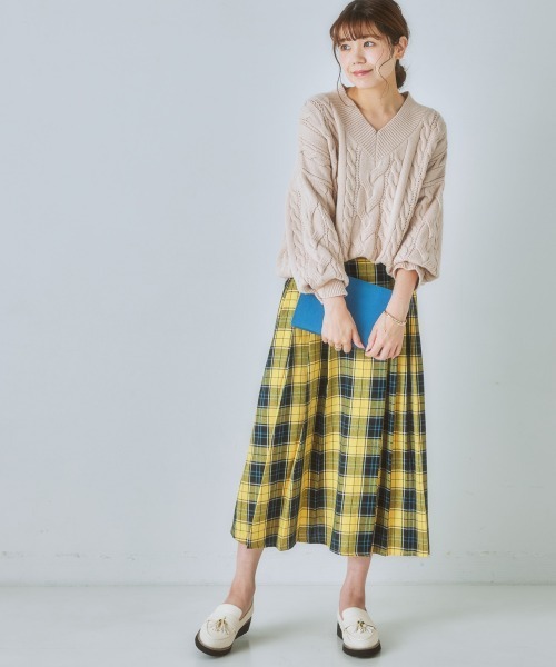 nissen(ニッセン)の「脇プリーツAラインロング丈スカート(スカート・レディース・ブラック/イエロー系/ブルー系・L/LL/M/S)」の7枚目の写真