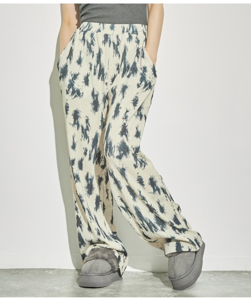 ANAP（アナップ）の「ニュアンス柄プリーツパンツ（その他パンツ・レディース・ベージュ/ブルー/ライトグレー・FREE）」の10枚目の写真