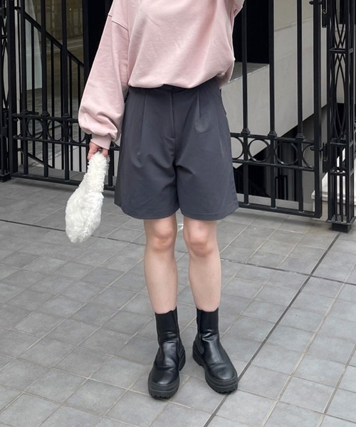 LE MORE（リモア）の「ハイウエストタックハーフパンツ（その他パンツ・レディース・ライトベージュ/グレー/ブラック・FREE）」の5枚目の写真