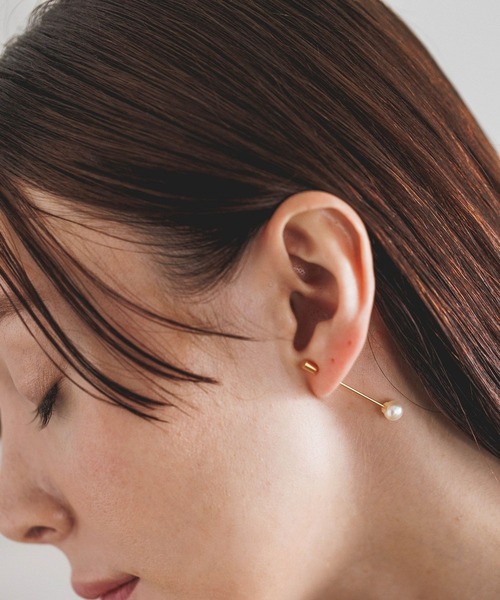 PAS TIERRA（パティエラ）の「【Maris】SVパールキャッチバーハーフピアス（Half）（ピアス（片耳用）・レディース・イエローゴールド・FREE）」の3枚目の写真