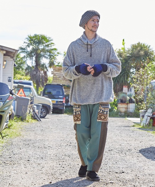 チャイハネ（チャイハネ）の「【チャイハネ】ファファアームカバー ニットグローブ（手袋・レディース・ブラック×ブルー/ナチュラル/ホワイト系その他・FREE）」の12枚目の写真