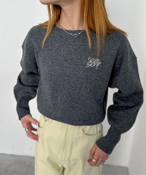 EPIMI E'PIMMY（エピミエピミー）の「【ハンドウォッシャブル】スウェットライク刺繍ロゴニット（ニット/セーター・レディース・杢グレー/ピンクベージュ/オフホワイト/チャコールグレー・MEDIUM）」の16枚目の写真