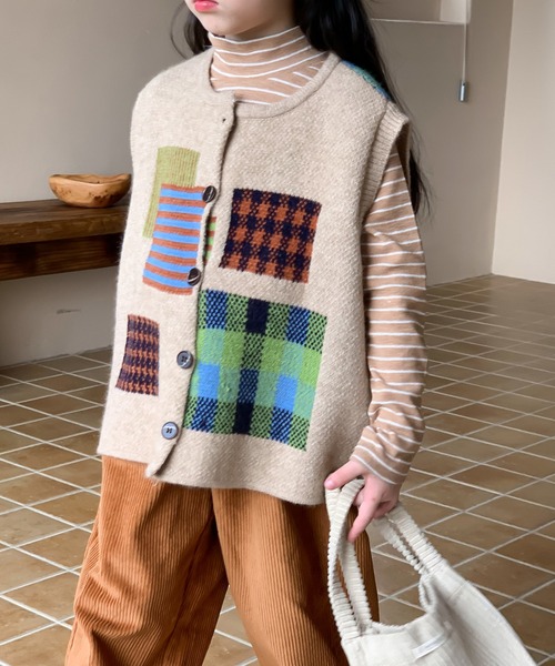 aimoha(アイモハ)の「【aimoha-KIDS-】子供服 かわいい編みベスト(ベスト・キッズ・ベージュ/チョコ・90/100/110/120/130/140/150)」の2枚目の写真