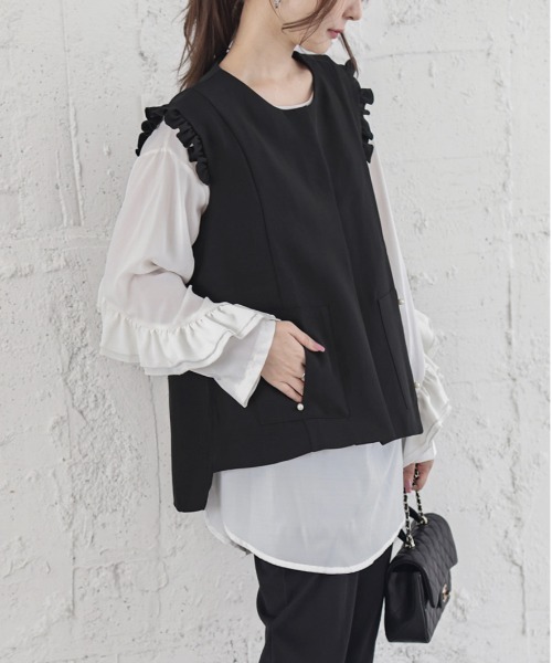 定価22,000円 新品 mei-mei メイメイ フリルニット ジレ ベスト セール】フリルヘムショートジレ（ベスト）｜AMELY（エミリー