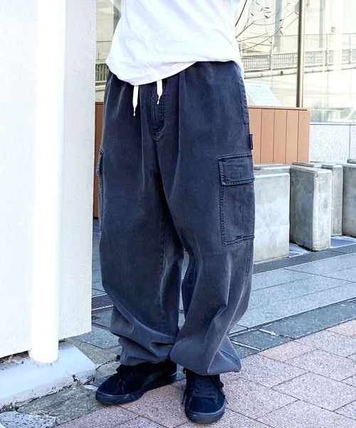 DC(ディーシー)の「DC/ディーシー カーゴパンツ デニム ワイドシルエット リラックスシルエット DPT241005(カーゴパンツ・メンズ・オリーブ/ライトブルー/スミクロ・L/M/XL)」の4枚目の写真
