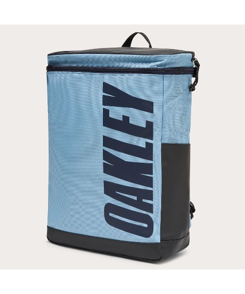 OAKLEY(オークリー)の「オークリー ESSENTIAL DAY PACK S 7.0 YTR /バッグ・バックパック/YOUTH キッズ・ユース/OAKLEY(バックパック/リュック・キッズ・ブラック/ブルー・U)」の2枚目の写真