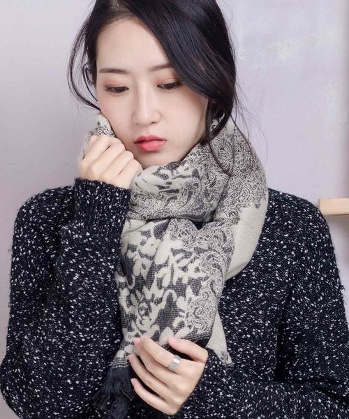PARKS TOKYO SELECT(パークストウキョウセレクト)の「(nii)花柄刺繍ストール(ストール/ショール・レディース・ネイビー系/チャコールグレー/ベージュ/アイボリー/ブラック/ワインレッド・FREE)」の2枚目の写真