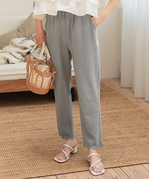 DONOBAN（ドノバン）の「裾スカラップパンツ（スラックス・レディース・ブラック/ネイビー/グレー/アイボリー・LONG/SHORT/MEDIUM）」の4枚目の写真