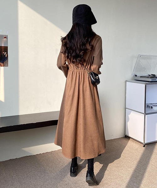 SHEPP(シープ)の「リボンタイ ボリュームスリーブ ワンピース(ワンピース・レディース・ブラウン/ブラック・XL/L)」の8枚目の写真