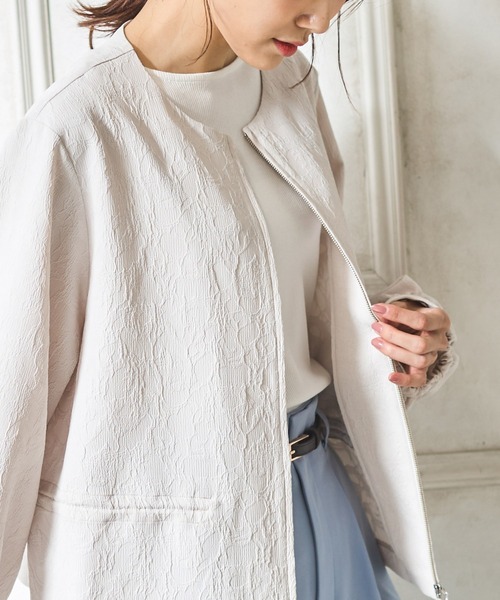 Honeys(ハニーズ)の「ボートネックタンクトップ(タンクトップ・レディース・スミクロ/アイボリー/ブラック/グレイッシュベージュ/ブルー/ブラウン・S/M/L/LL)」の2枚目の写真