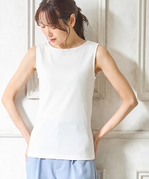 Honeys(ハニーズ)の「ボートネックタンクトップ(タンクトップ・レディース・スミクロ/アイボリー/ブラック/グレイッシュベージュ/ブルー/ブラウン・S/M/L/LL)」の10枚目の写真