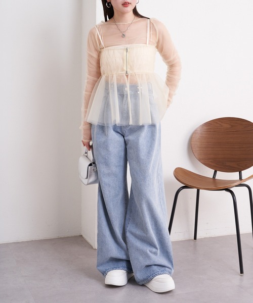 Chico(チコ)の「【2サイズ展開/2024SS】パット付バックデザインベアトップ(キャミソール・レディース・ブラック/ライトベージュ/グレー/ホワイト・0/1)」の10枚目の写真