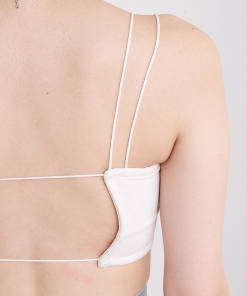 Chico(チコ)の「【2サイズ展開/2024SS】パット付バックデザインベアトップ(キャミソール・レディース・ブラック/ライトベージュ/グレー/ホワイト・0/1)」の13枚目の写真