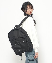 ◆【容量約23L】ハーフメッシュリュック