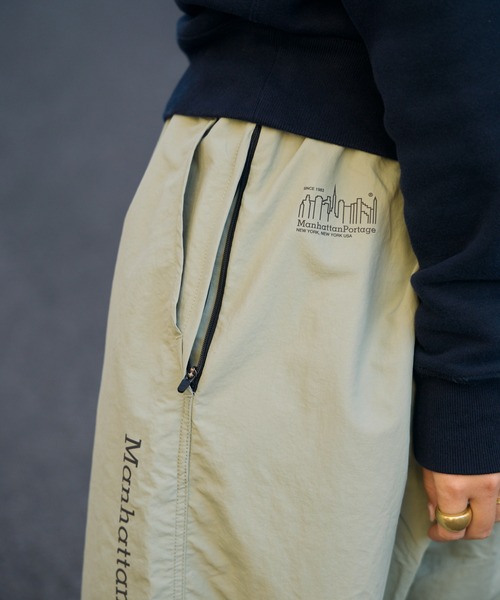 Manhattan Portage(マンハッタンポーテージ)の「【 Manhattan Portage / マンハッタンポーテージ 】ワイドテーパードパンツ ナイロン 24SS-MP-M562 MNF(その他パンツ・メンズ・ブラック/カーキ・M/L)」の22枚目の写真