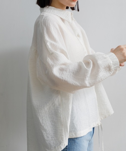 AMERICAN RAG CIE（アメリカンラグシー）の「【ARC】麻混シアー裾ドロストシャツ（シャツ/ブラウス・レディース・ブルー/オフホワイト/ベージュ/ブラック・FREE）」の11枚目の写真