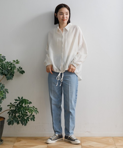 AMERICAN RAG CIE（アメリカンラグシー）の「【ARC】麻混シアー裾ドロストシャツ（シャツ/ブラウス・レディース・ブルー/オフホワイト/ベージュ/ブラック・FREE）」の18枚目の写真