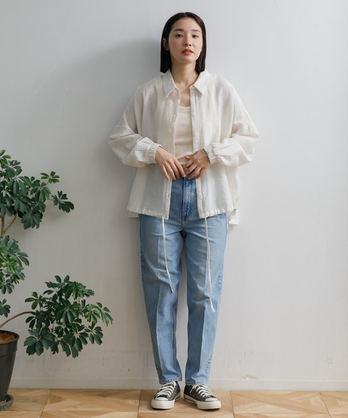 AMERICAN RAG CIE（アメリカンラグシー）の「【ARC】麻混シアー裾ドロストシャツ（シャツ/ブラウス・レディース・ブルー/オフホワイト/ベージュ/ブラック・FREE）」の21枚目の写真