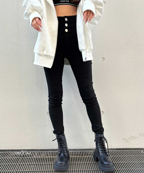 ENVYM（アンビー）の「ハイウエストボタンジェギンス（その他パンツ・レディース・ブラック・SMALL/MEDIUM）」の3枚目の写真