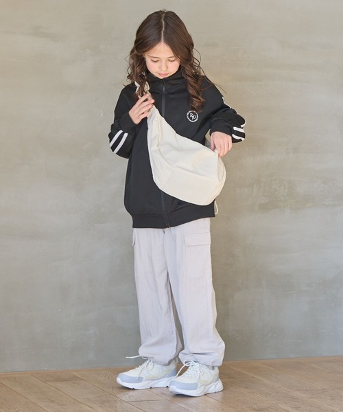 GLOBAL WORK(グローバルワーク)の「トラックジャケット/996540(ジャージ・キッズ・ブラック/アイボリー・130cm/140cm/150cm/160cm/170cm)」の21枚目の写真