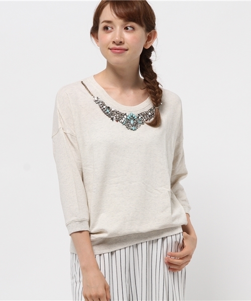 OUTLET(アウトレット)の「【CAPRICIEUX LE'MAGE】ビジューミニ裏毛プルオーバー(Tシャツ/カットソー・レディース・グレー/オフホワイト・FREE)」の2枚目の写真