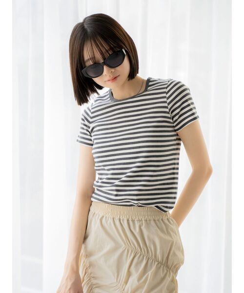 Ungrid（アングリッド）の「カラーフィットボーダーTee（Tシャツ/カットソー・レディース・レッド/チャコールグレー・FREE）」の14枚目の写真