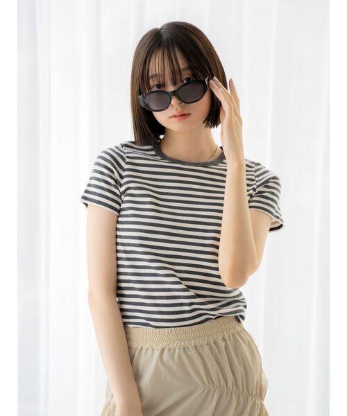 Ungrid（アングリッド）の「カラーフィットボーダーTee（Tシャツ/カットソー・レディース・レッド/チャコールグレー・FREE）」の15枚目の写真