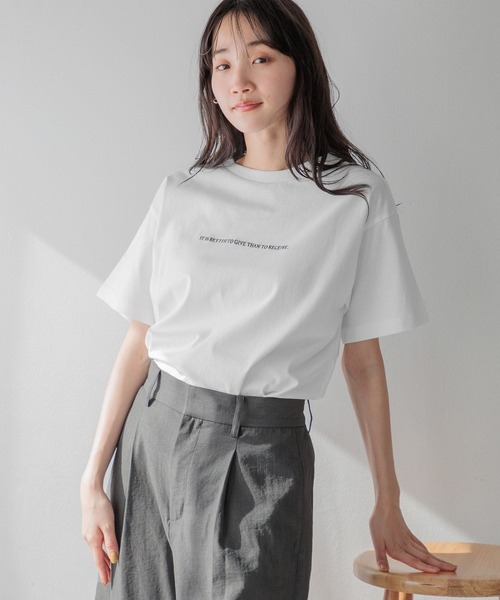 LOWRYS FARM(ローリーズファーム)の「アソートプリントロゴTSS 991859(Tシャツ/カットソー・レディース・チャコールグレー/グレー/ホワイト系その他/ホワイト/グレー系その他/ホワイト系その他2・FREE)」の7枚目の写真