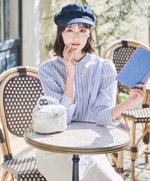 SWINGLE（スウィングル）の「ラインストーン釦ショート丈シャツブラウス（シャツ/ブラウス・レディース・オフホワイト/ブルー系その他/ホワイト系その他・FREE）」の3枚目の写真