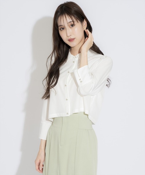 SWINGLE（スウィングル）の「ラインストーン釦ショート丈シャツブラウス（シャツ/ブラウス・レディース・オフホワイト/ブルー系その他/ホワイト系その他・FREE）」の9枚目の写真