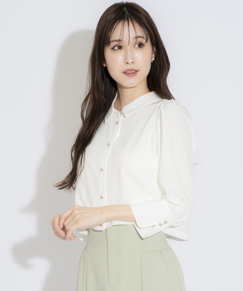 SWINGLE（スウィングル）の「ラインストーン釦ショート丈シャツブラウス（シャツ/ブラウス・レディース・オフホワイト/ブルー系その他/ホワイト系その他・FREE）」の7枚目の写真