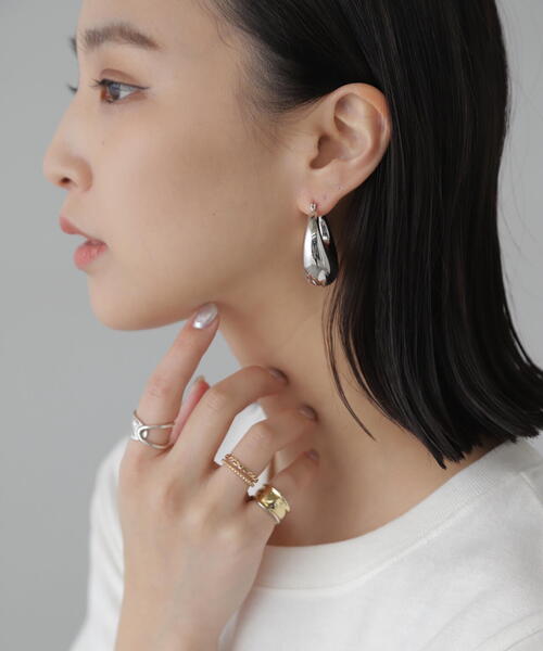 FREE'S MART（フリーズマート）の「◆ボリュームピアス（ピアス（両耳用）・レディース・シルバー・ﾌﾘ-）」の3枚目の写真